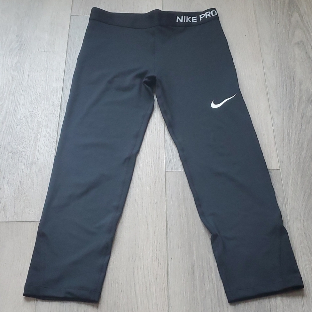 Nike Girls Dri Fit Training Capris Size XL